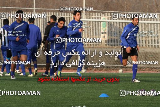 1051146, Tehran, , Esteghlal Football Team Training Session on 2012/01/09 at زمین شماره 3 ورزشگاه آزادی