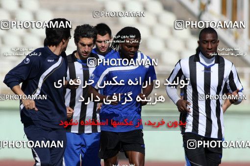 1051715, Tehran, , Esteghlal Football Team Training Session on 2012/01/13 at Shahid Dastgerdi Stadium