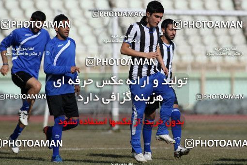 1051722, Tehran, , Esteghlal Football Team Training Session on 2012/01/13 at Shahid Dastgerdi Stadium