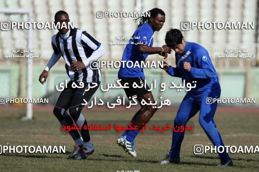 1051744, Tehran, , Esteghlal Football Team Training Session on 2012/01/13 at Shahid Dastgerdi Stadium