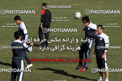 1051757, Tehran, , Persepolis Football Team Training Session on 2012/01/13 at Derafshifar Stadium