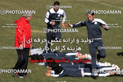 1051795, Tehran, , Persepolis Football Team Training Session on 2012/01/13 at Derafshifar Stadium