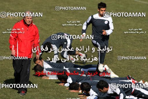 1051779, Tehran, , Persepolis Football Team Training Session on 2012/01/13 at Derafshifar Stadium