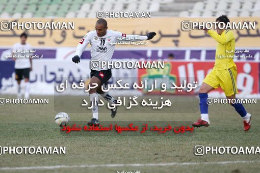 1052542, Tehran, [*parameter:4*], لیگ برتر فوتبال ایران، Persian Gulf Cup، Week 22، Second Leg، Naft Tehran 0 v 1 Sepahan on 2012/01/25 at Shahid Dastgerdi Stadium