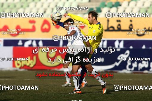 1052553, Tehran, [*parameter:4*], لیگ برتر فوتبال ایران، Persian Gulf Cup، Week 22، Second Leg، Naft Tehran 0 v 1 Sepahan on 2012/01/25 at Shahid Dastgerdi Stadium