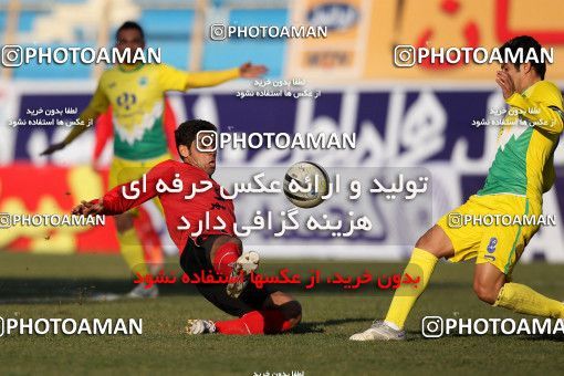 1053208, Tehran, [*parameter:4*], لیگ برتر فوتبال ایران، Persian Gulf Cup، Week 23، Second Leg، Rah Ahan 2 v 1 Shahrdari Tabriz on 2012/01/29 at Ekbatan Stadium