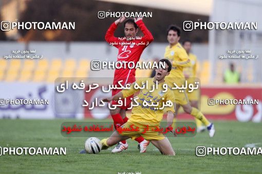 1053527, Tehran, [*parameter:4*], Iran Pro League، Persian Gulf Cup، 2011-12 season، Second Leg، Week 24، Naft Tehran ۱ v ۱ Tractor S.C. on 2012/02/03 at Shahid Dastgerdi Stadium