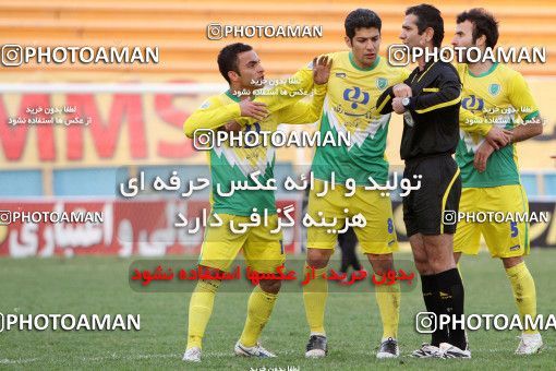 1054645, Tehran, [*parameter:4*], لیگ برتر فوتبال ایران، Persian Gulf Cup، Week 25، Second Leg، Rah Ahan 0 v 1 Damash Gilan on 2012/02/09 at Ekbatan Stadium