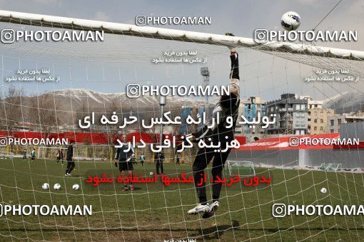 1055511, Tehran, , Persepolis Football Team Training Session on 2012/02/20 at Derafshifar Stadium