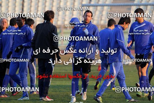 1055755, Tehran, , Esteghlal Football Team Training Session on 2012/02/26 at Shahid Dastgerdi Stadium