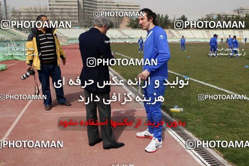 1056718, Tehran, , Esteghlal Football Team Training Session on 2012/03/13 at Shahid Dastgerdi Stadium