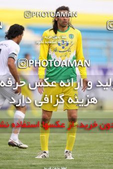 1057494, Tehran, [*parameter:4*], لیگ برتر فوتبال ایران، Persian Gulf Cup، Week 29، Second Leg، Rah Ahan 2 v 0 Mes Kerman on 2012/04/06 at Ekbatan Stadium