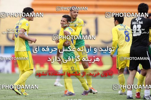 1057251, Tehran, [*parameter:4*], لیگ برتر فوتبال ایران، Persian Gulf Cup، Week 29، Second Leg، Rah Ahan 2 v 0 Mes Kerman on 2012/04/06 at Ekbatan Stadium