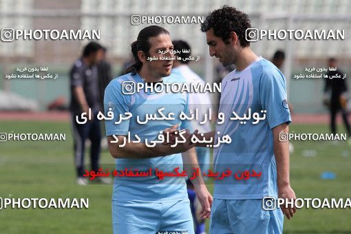 1057602, Tehran, , Esteghlal Football Team Training Session on 2012/04/06 at Shahid Dastgerdi Stadium