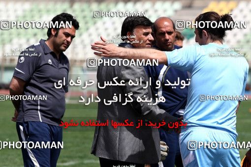 1057650, Tehran, , Esteghlal Football Team Training Session on 2012/04/09 at Shahid Dastgerdi Stadium
