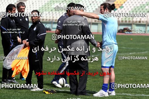 1057632, Tehran, , Esteghlal Football Team Training Session on 2012/04/09 at Shahid Dastgerdi Stadium