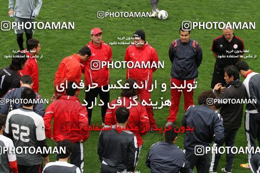 1058001, Tehran, , Persepolis Football Team Training Session on 2012/04/14 at Derafshifar Stadium