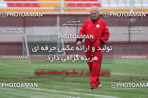 1058034, Tehran, , Persepolis Football Team Training Session on 2012/04/16 at Derafshifar Stadium