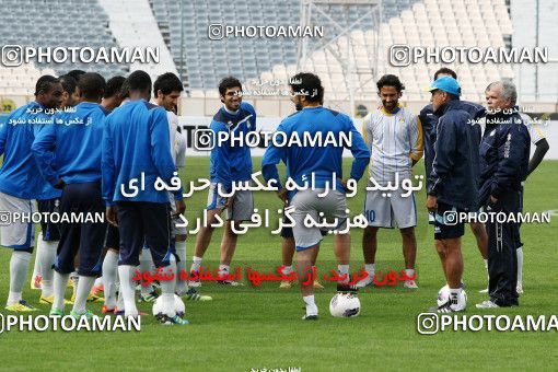1058055, Tehran, , AFC Champions League 2012, Al-Gharafa SC Football Team Training Session on 2012/04/16 at Azadi Stadium