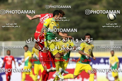1058143, Tehran, [*parameter:4*], لیگ برتر فوتبال ایران، Persian Gulf Cup، Week 31، Second Leg، Rah Ahan 0 v 1 Tractor Sazi on 2012/04/22 at Takhti Stadium