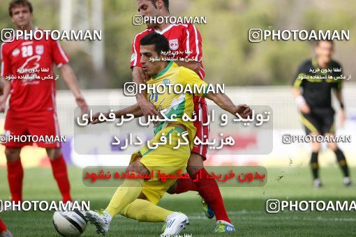 1058123, Tehran, [*parameter:4*], لیگ برتر فوتبال ایران، Persian Gulf Cup، Week 31، Second Leg، Rah Ahan 0 v 1 Tractor Sazi on 2012/04/22 at Takhti Stadium