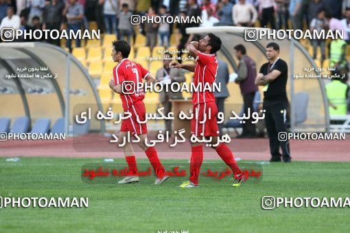 1058163, Tehran, [*parameter:4*], لیگ برتر فوتبال ایران، Persian Gulf Cup، Week 31، Second Leg، Rah Ahan 0 v 1 Tractor Sazi on 2012/04/22 at Takhti Stadium