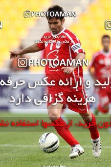 1058416, Tehran, [*parameter:4*], لیگ برتر فوتبال ایران، Persian Gulf Cup، Week 31، Second Leg، Rah Ahan 0 v 1 Tractor Sazi on 2012/04/22 at Takhti Stadium