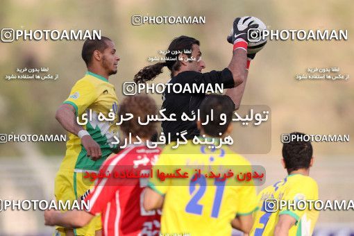 1058526, Tehran, [*parameter:4*], لیگ برتر فوتبال ایران، Persian Gulf Cup، Week 31، Second Leg، Rah Ahan 0 v 1 Tractor Sazi on 2012/04/22 at Takhti Stadium