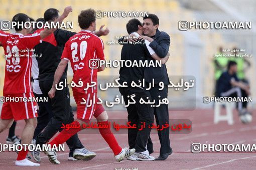 1058365, Tehran, [*parameter:4*], لیگ برتر فوتبال ایران، Persian Gulf Cup، Week 31، Second Leg، Rah Ahan 0 v 1 Tractor Sazi on 2012/04/22 at Takhti Stadium
