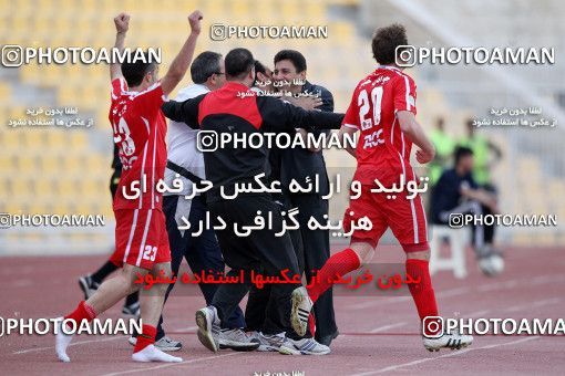 1058452, Tehran, [*parameter:4*], لیگ برتر فوتبال ایران، Persian Gulf Cup، Week 31، Second Leg، Rah Ahan 0 v 1 Tractor Sazi on 2012/04/22 at Takhti Stadium