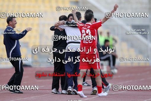 1058299, Tehran, [*parameter:4*], لیگ برتر فوتبال ایران، Persian Gulf Cup، Week 31، Second Leg، Rah Ahan 0 v 1 Tractor Sazi on 2012/04/22 at Takhti Stadium