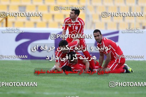 1058492, Tehran, [*parameter:4*], لیگ برتر فوتبال ایران، Persian Gulf Cup، Week 31، Second Leg، Rah Ahan 0 v 1 Tractor Sazi on 2012/04/22 at Takhti Stadium