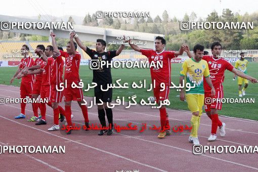 1058217, Tehran, [*parameter:4*], لیگ برتر فوتبال ایران، Persian Gulf Cup، Week 31، Second Leg، Rah Ahan 0 v 1 Tractor Sazi on 2012/04/22 at Takhti Stadium