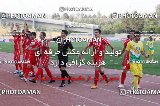 1058457, Tehran, [*parameter:4*], لیگ برتر فوتبال ایران، Persian Gulf Cup، Week 31، Second Leg، Rah Ahan 0 v 1 Tractor Sazi on 2012/04/22 at Takhti Stadium