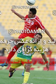 1058595, Tehran, [*parameter:4*], لیگ برتر فوتبال ایران، Persian Gulf Cup، Week 31، Second Leg، Rah Ahan 0 v 1 Tractor Sazi on 2012/04/22 at Takhti Stadium
