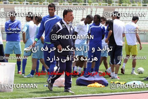 1058671, Tehran, , Esteghlal Football Team Training Session on 2012/04/23 at Shahid Dastgerdi Stadium