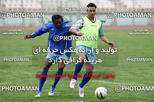 1058820, Tehran, , Esteghlal Football Team Training Session on 2012/04/25 at Shahid Dastgerdi Stadium