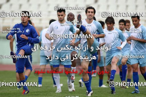 1059307, Tehran, , Esteghlal Football Team Training Session on 2012/04/30 at Shahid Dastgerdi Stadium