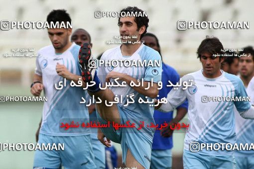1059288, Tehran, , Esteghlal Football Team Training Session on 2012/04/30 at Shahid Dastgerdi Stadium