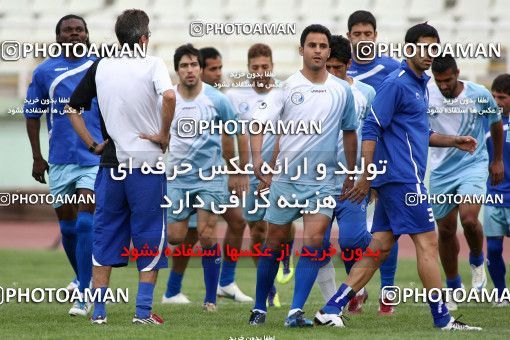1059284, Tehran, , Esteghlal Football Team Training Session on 2012/04/30 at Shahid Dastgerdi Stadium