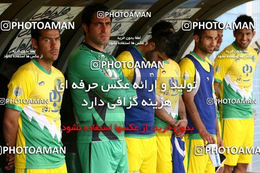 1059463, Tehran, [*parameter:4*], لیگ برتر فوتبال ایران، Persian Gulf Cup، Week 34، Second Leg، Rah Ahan 4 v 1 Shahin Boushehr on 2012/05/11 at Ekbatan Stadium