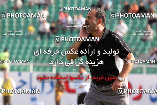 1059944, Tabriz, [*parameter:4*], لیگ برتر فوتبال ایران، Persian Gulf Cup، Week 1، First Leg، Shahrdari Tabriz 2 v 3 Esteghlal on 2010/07/26 at Yadegar-e Emam Stadium