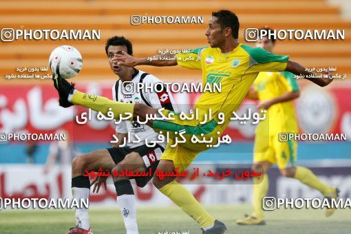 1060105, Tehran, [*parameter:4*], لیگ برتر فوتبال ایران، Persian Gulf Cup، Week 1، First Leg، Rah Ahan 1 v 1 Sepahan on 2010/07/27 at Ekbatan Stadium