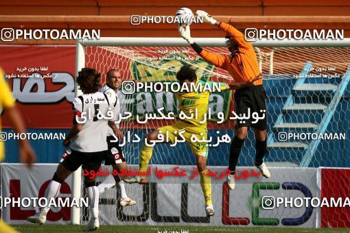 1060443, Tehran, [*parameter:4*], لیگ برتر فوتبال ایران، Persian Gulf Cup، Week 1، First Leg، Rah Ahan 1 v 1 Sepahan on 2010/07/27 at Ekbatan Stadium
