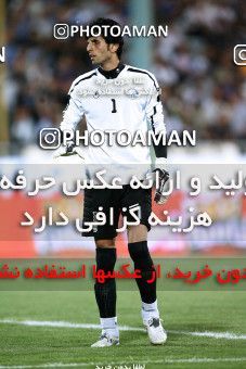 1060832, Tehran, Iran, لیگ برتر فوتبال ایران، Persian Gulf Cup، Week 2، First Leg، Esteghlal 1 v 2 Foulad Khouzestan on 2010/07/31 at Azadi Stadium