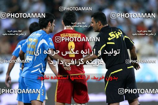 1060724, Tehran, Iran, لیگ برتر فوتبال ایران، Persian Gulf Cup، Week 2، First Leg، Esteghlal 1 v 2 Foulad Khouzestan on 2010/07/31 at Azadi Stadium