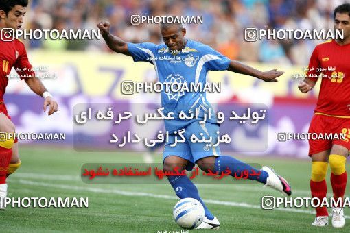 1060788, Tehran, Iran, لیگ برتر فوتبال ایران، Persian Gulf Cup، Week 2، First Leg، Esteghlal 1 v 2 Foulad Khouzestan on 2010/07/31 at Azadi Stadium
