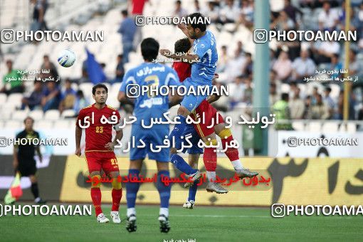 1060889, Tehran, Iran, لیگ برتر فوتبال ایران، Persian Gulf Cup، Week 2، First Leg، Esteghlal 1 v 2 Foulad Khouzestan on 2010/07/31 at Azadi Stadium