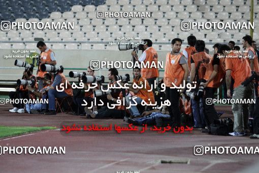 1061296, Tehran, Iran, لیگ برتر فوتبال ایران، Persian Gulf Cup، Week 2، First Leg، Esteghlal 1 v 2 Foulad Khouzestan on 2010/07/31 at Azadi Stadium