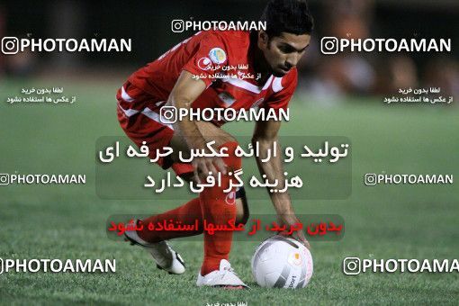 1062219, Qom, Iran, لیگ برتر فوتبال ایران، Persian Gulf Cup، Week 2، First Leg، Saba Qom 2 v 1 Persepolis on 2010/08/01 at Yadegar-e Emam Stadium Qom